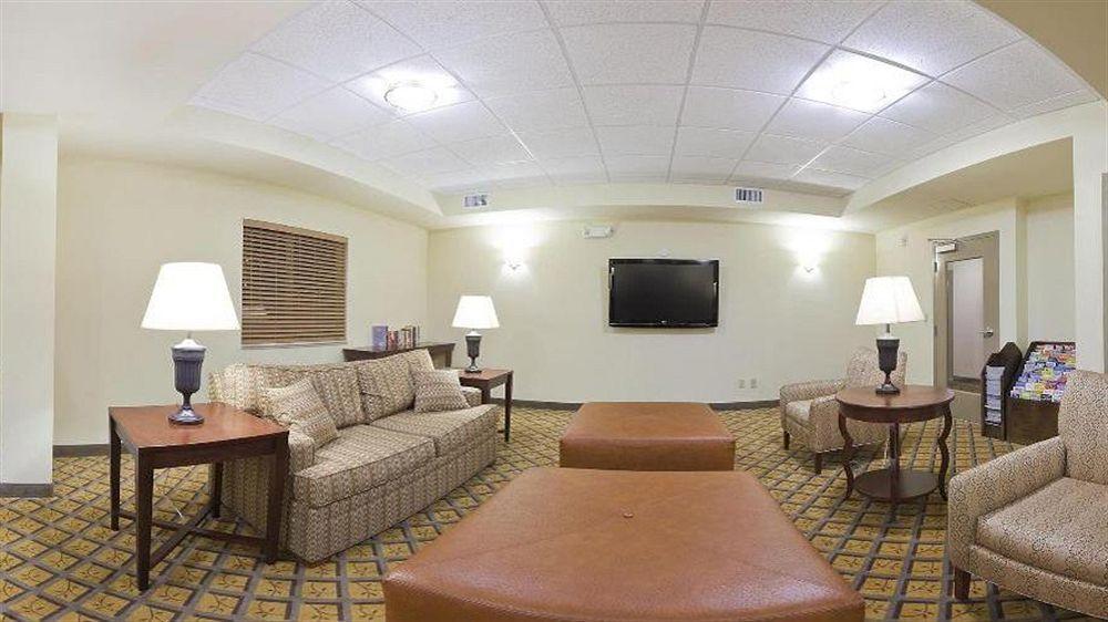 Candlewood Suites Fort Myers/Sanibel Gateway By Ihg Exterior foto