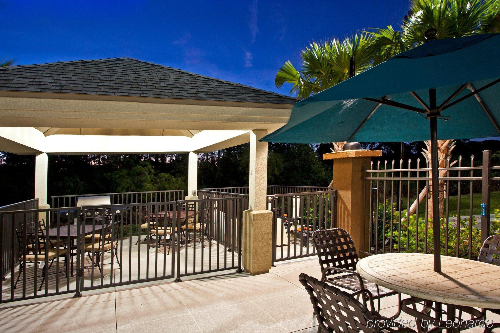 Candlewood Suites Fort Myers/Sanibel Gateway, An Ihg Hotel Restaurante foto
