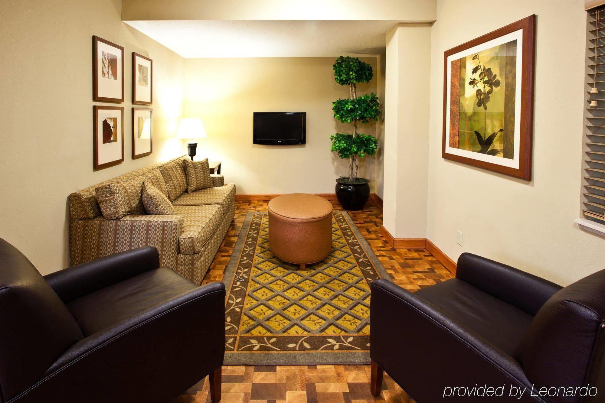 Candlewood Suites Fort Myers/Sanibel Gateway, An Ihg Hotel Interior foto