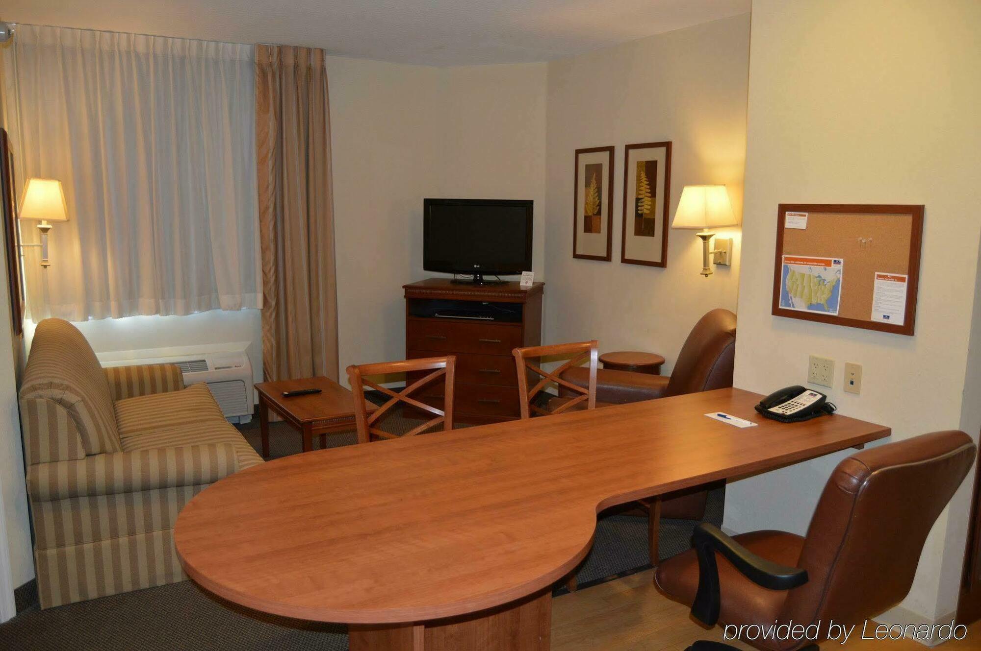 Candlewood Suites Fort Myers/Sanibel Gateway By Ihg Exterior foto